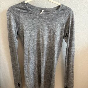 Lululemon Athletica Heathered Gray Top